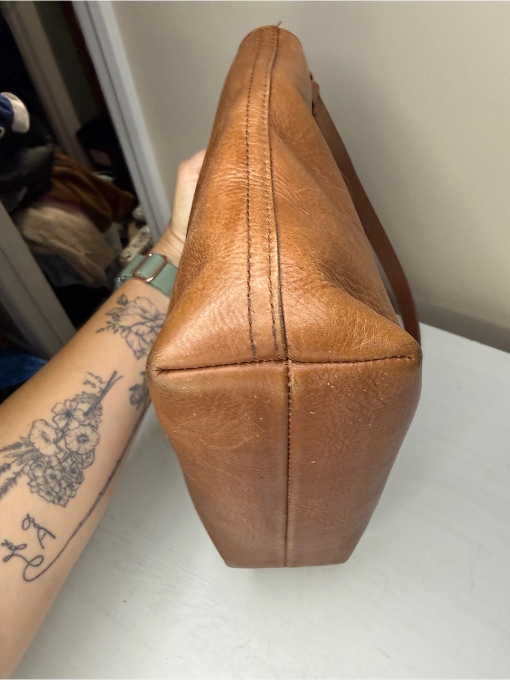 MADEWELL Mini Transport Crossbody Leather Minimal Tote - Picture 11 of 14